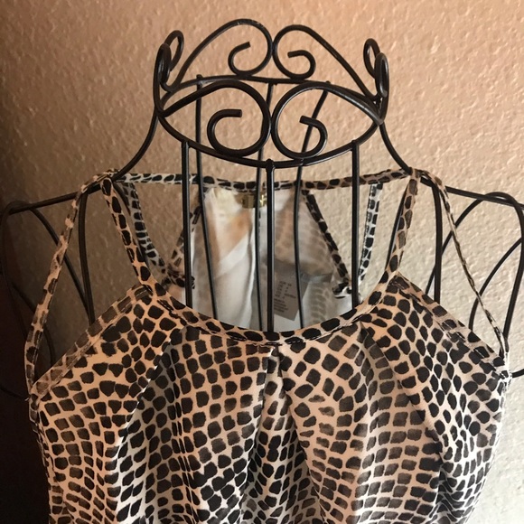 H & M Dress - Picture 2 of 8